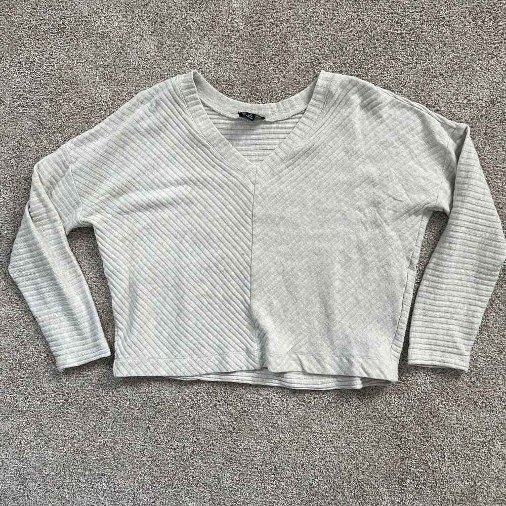 Lightweight Sweater (NWOT)